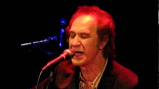 Ray Davies 11/9/11 - Pabst, Milwaukee WI.  Apeman