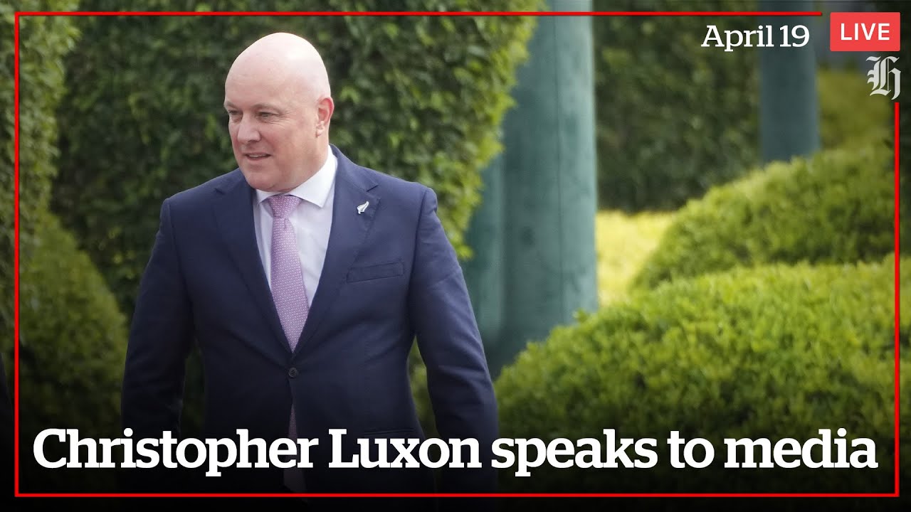 PM Christopher Luxon talks to media - YouTube