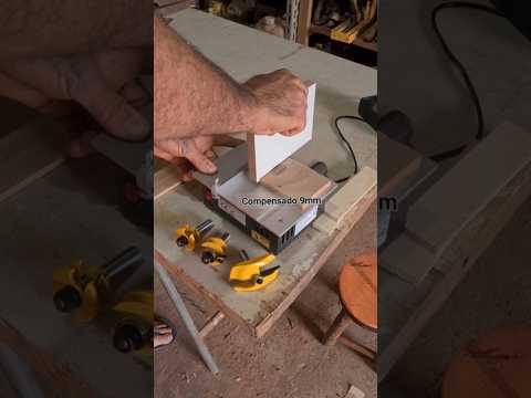 Mini serra bancada