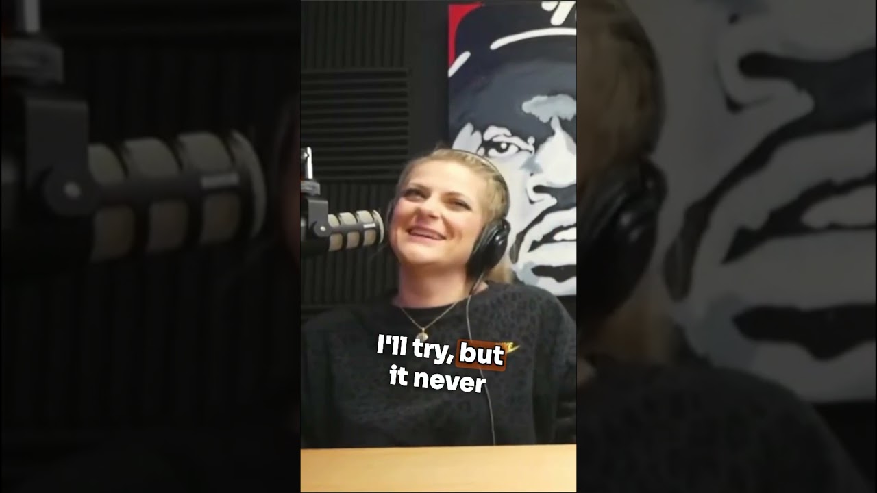 Flower Puff Girls Talking About 🍺🍷What is Your Favourite? Comment and Join the Conversation 🥂 🍻