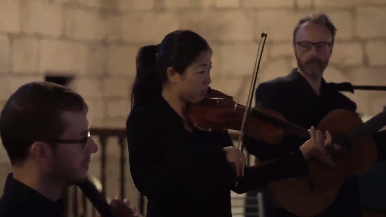 باقة من تراتيل الأب منصور لبكي للعذراء @fathermansourlabaky