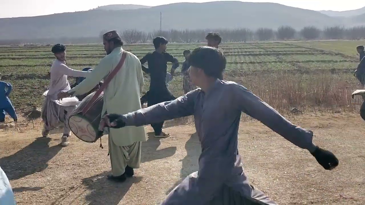 Barkhan.  Baghao valley dance with dhole#