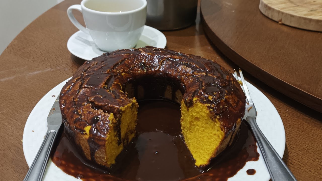 Bolo de Cenoura Zero Glúten e Lactose.