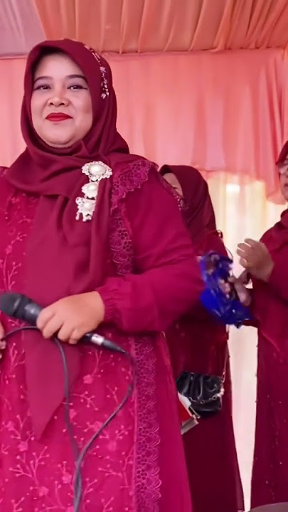 Ultras Ibu Ibu Qosidah Yang Viral Di Tiktok | Bismillah Tawasalna Billah #trending #viralshorts #fyp