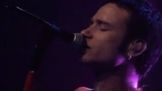 Enrique Bunbury - Alicia (CM Vivo 1998) chords
