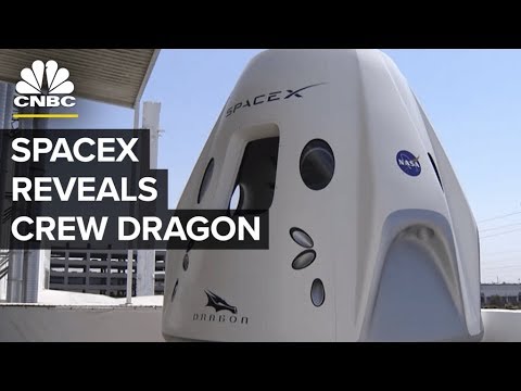 SpaceX Reveals Crew Dragon Capsule To The Public