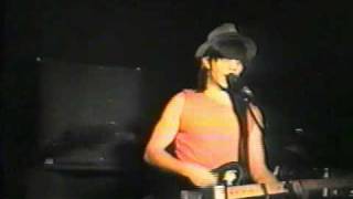 Alain Karon & Les Taches_Bouffons de L'Anana_1986 live Foufounes Électriques