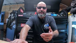 Autozone is Ripping People Off!! And Making Mechanics Look Bad!!