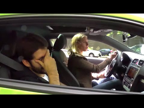 FEMMES VS HOMMES AU VOLANT