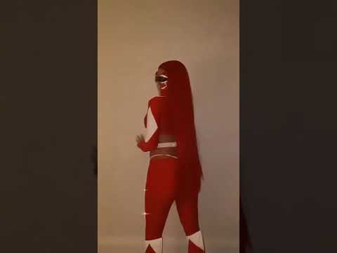 Kylie Jenner: Ντύθηκε κόκκινη Power Ranger για το Halloween και τους αναστάτωσε όλους
