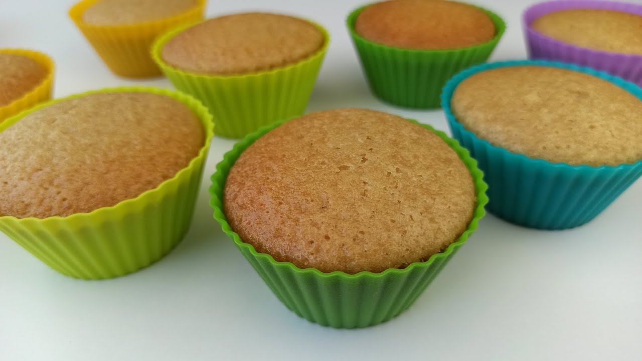 Vanilla Cupcakes Basic recipe No eggs No milk Healthy Vegan 🧡💛💚💙💜🤎