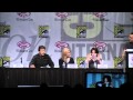 Marc Singer, Elizabeth Mitchell, and Scott Rosenbaum do a Q & A at the V panel