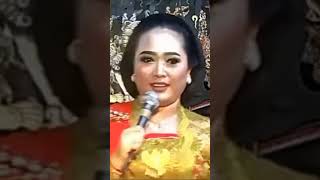 Download Lagu Tatin kurang hot, ming koyo wet gedang, jare dalange MP3 Download Lagu Tatin kurang hot, ming koyo wet gedang, jare dalange MP3