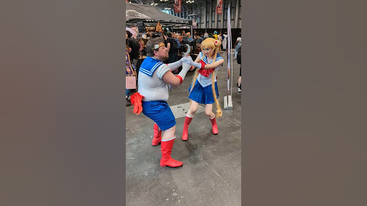 SAILOR MOON FIGHTING EACH OTHER!!! 🌙✨🤣 Thanks MahouKuma for doing this skit with me! #sailormoon
