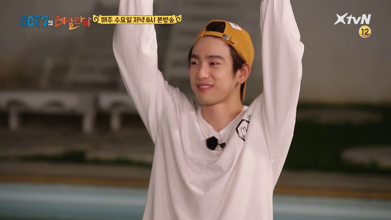 [Ep.4 Behind] 춤, 노래 게다가 애교까지? 태국가족을 웃기기 위한 #GOT7 의 몸부림! (GOT7 Realthai)