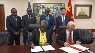 Barbados & China sign stadium agreement