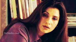 When Dimple Kapadia Dropped Her Towel During This Bath Scene, Must Watch It