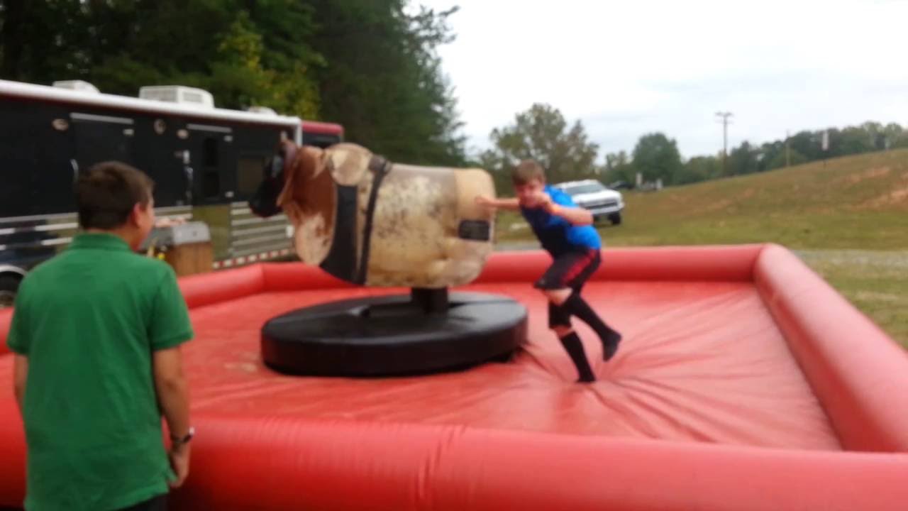 Riding a Mechanical Bull (FAIL) YouTube