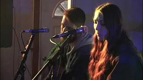 Christian Tyler Cox and Lindsay Cox Live Performan...