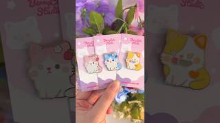 Strawberry Blueberry and Knife Cat Enamel Pins 💛🫐🍓 #enamelpins #kawaiiaesthetic #cutecat