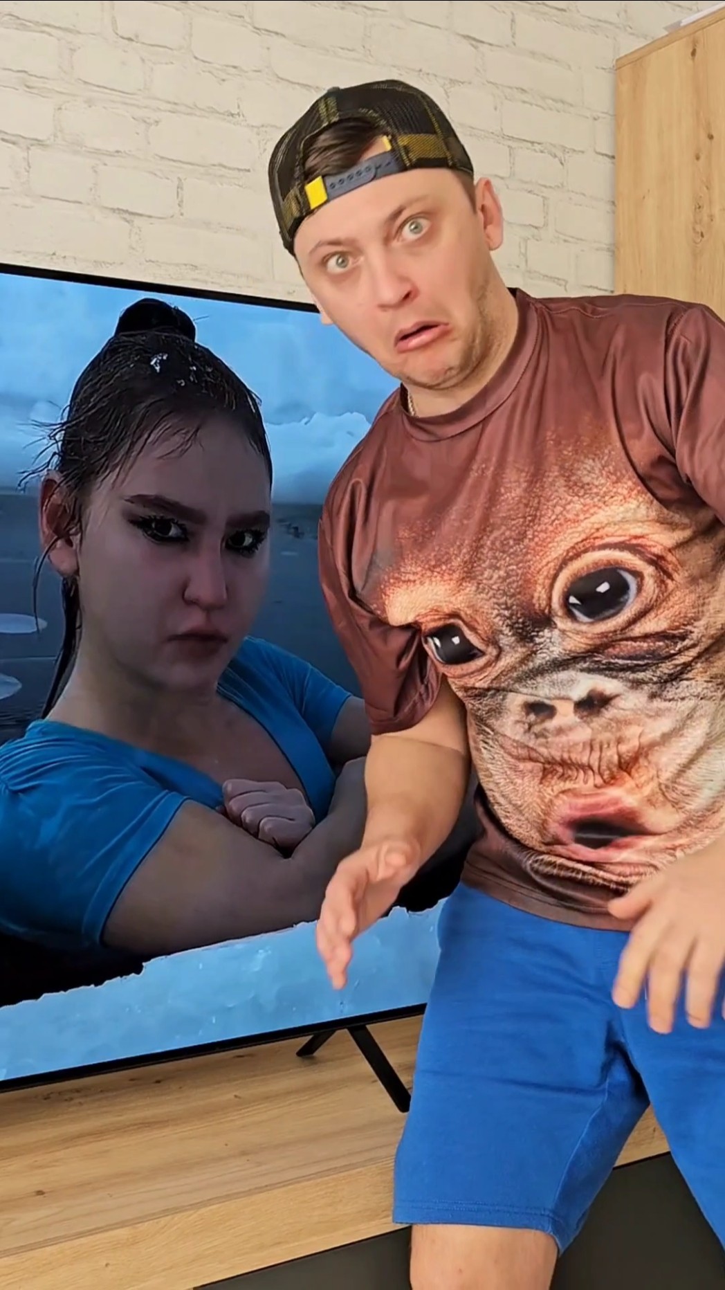 I LOVE YOU ? ICEQUEEN and Gorilla ?