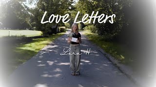 Lara Holan – Love Letters