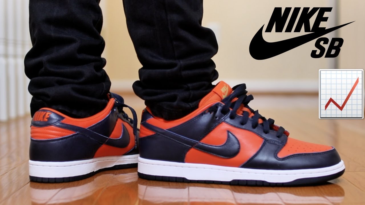 dunk low champ colors on feet