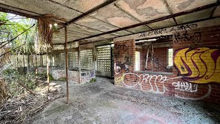 Abandoned Places - Gaskin Cypress Knee Museum - Florida