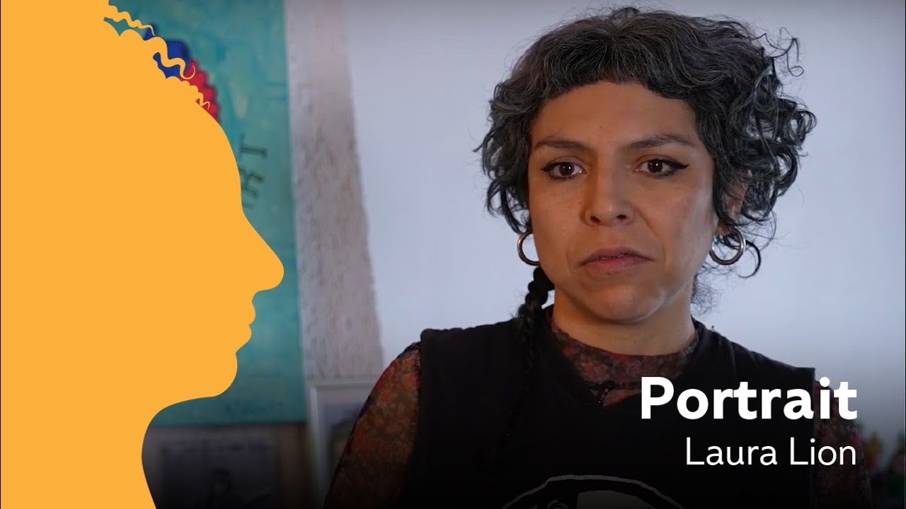 portrait-laura-lion-youtube