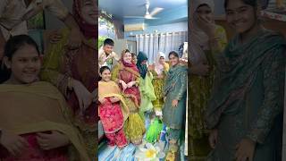 আর্জেন্টিনা সাপোর্টার ভাবিরাও আজ সবুজ রঙের জামা পড়েছে