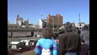 Demolition of a Beaumont Texas Skyscraper - 1995.wmv
