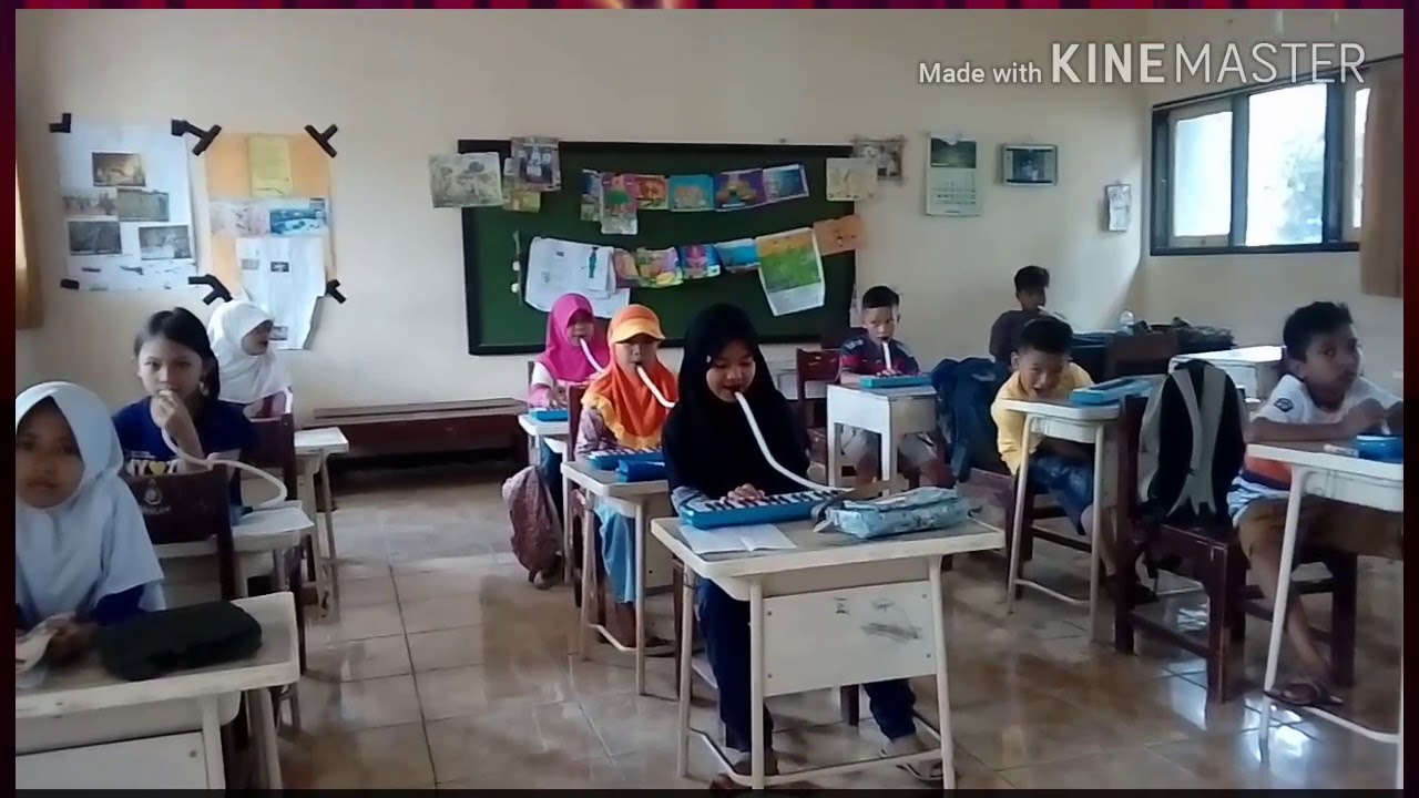 SDN 4 PRAYA ANSAMBEL