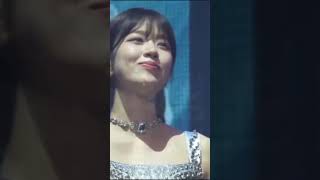 Live Ive - Either Way Pt2 ... They Sing Beautifully