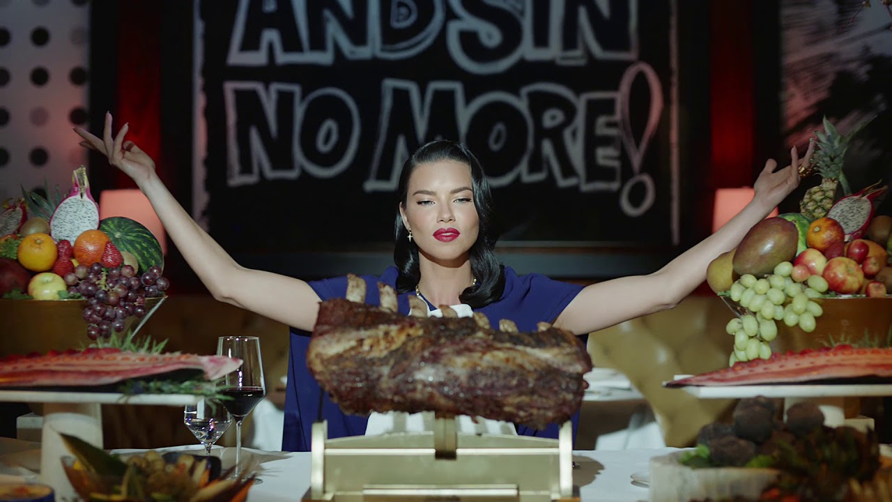 Palms: Unstatus Quo – Adriana Lima