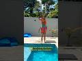 Ainda bem que minha mãe não me viu pulando na piscina #kids #humor #piscinas #diversaoemfamilia