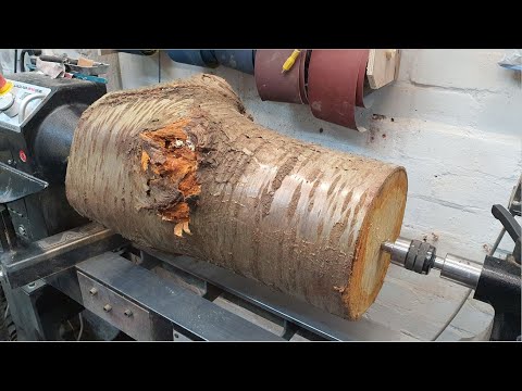 Woodturning - A Cherry Log