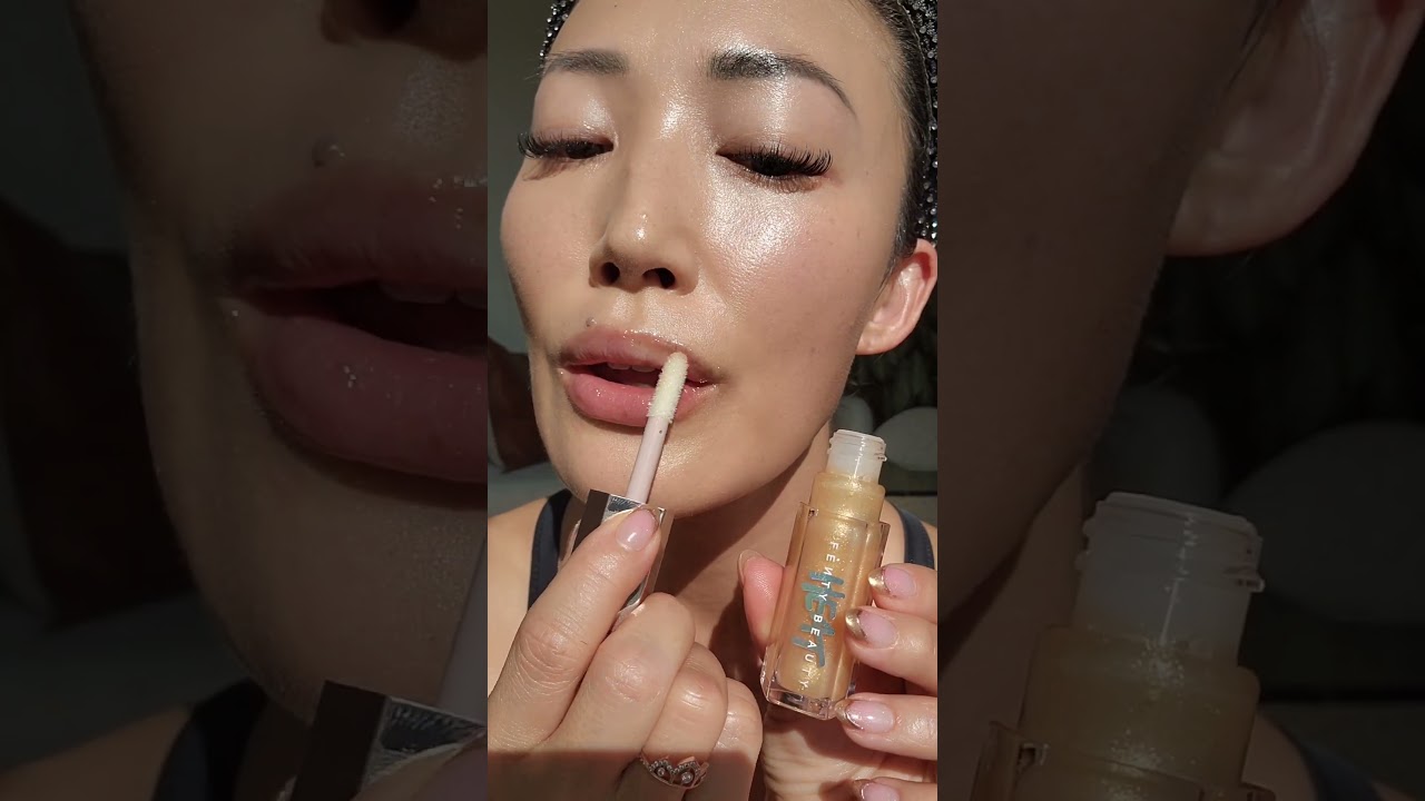 🍋Fenty Beauty GLOSS BOMB HEAT UNIVERSAL LIP LUMINIZER + PLUMPER🍋