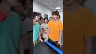 方言怎么說呀 #爆笑办公室#办公室游戏#搞笑#整蛊#shorts