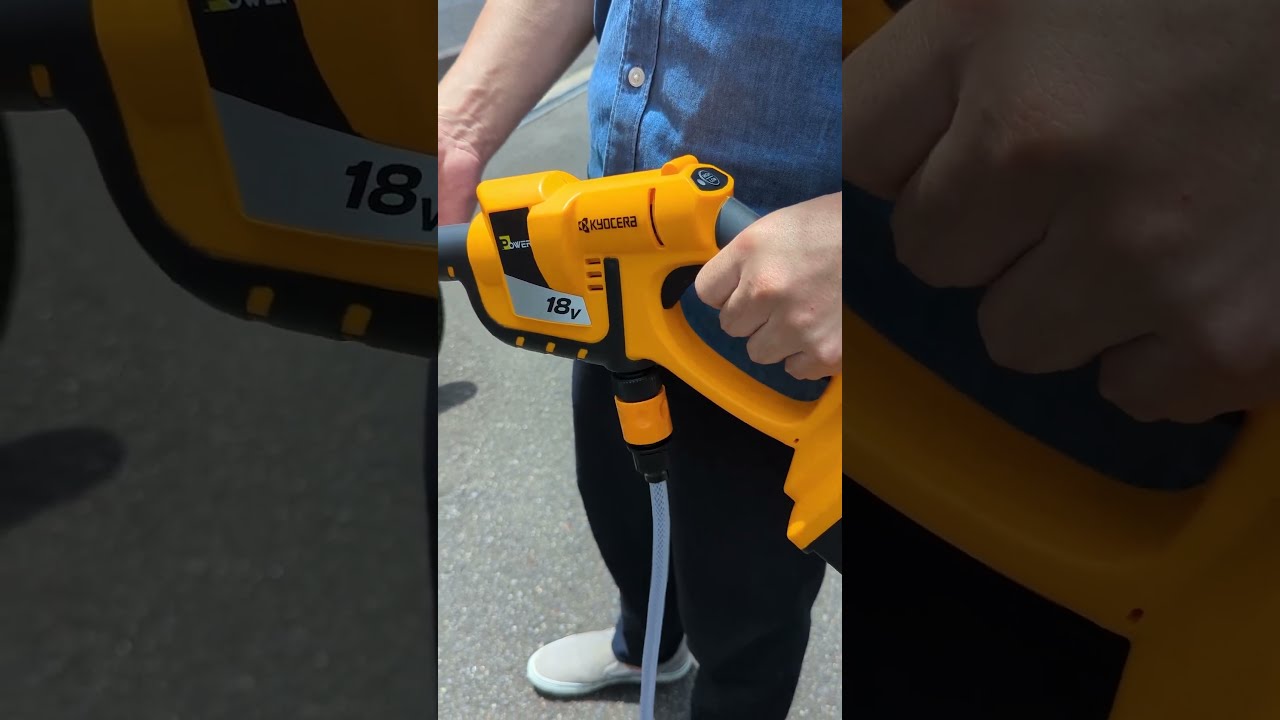 バイクの汚れ落としにも便利な充電式ポータブルウォッシャー