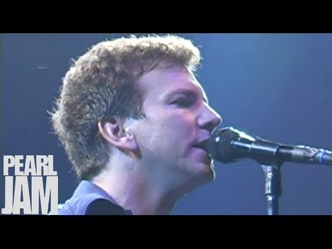 Better Man Live At Madison Square Garden Pearl Jam Youtube