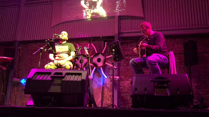 Carlos Delgado y Mauricio Bolanos Black hole Sun