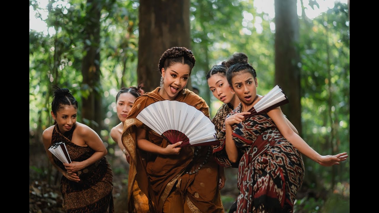 MIMIFLY - TEMBERANG (Official Music Video) adlı videoyu YouTube'da izle MIMIFLY - TEMBERANG (Official Music Video) adlı videoyu YouTube'da izle