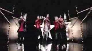 A second version of the music video of SHINee's Replay.