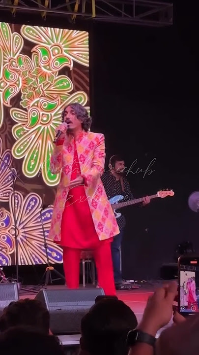 GOTILO TAME GOTILO Song Live (Public Version) Aditya Gadhvi Chicago USA Global Gujarati Garba |