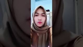 Hijab goyang uleg