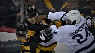 Simmonds And Boyle Drop The Gloves