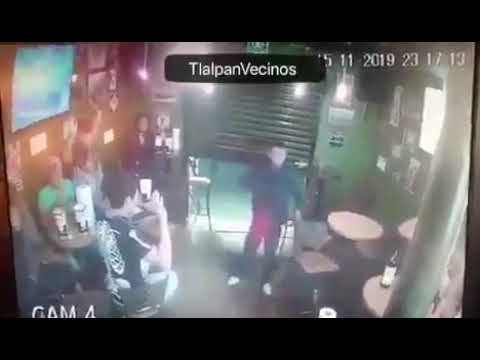 Se hacen pasar por clientes y asaltan local de alitas en Tlalpan