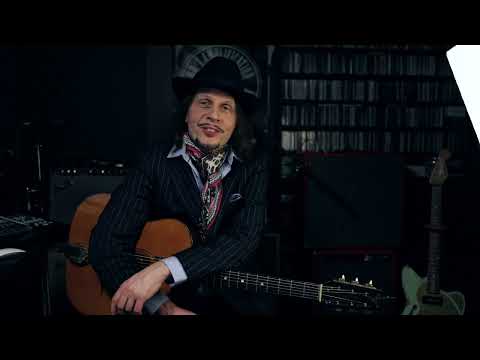 Dr. Z Z-28 Mk. II Acoustic Demo with Adrian Raso
