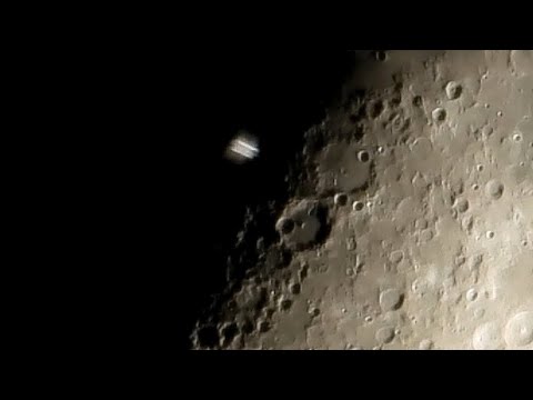 Wideo: UFO Ponownie Przeleciało Przez ISS (wideo) - Alternatywny Widok