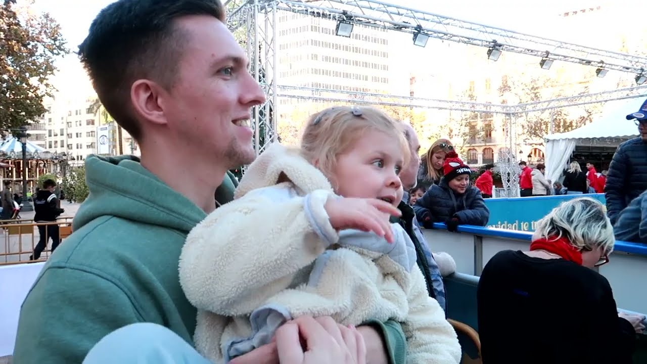 VLOG - La Petxina Валенсия. Площадь аюнтамьенто. 15.12.23